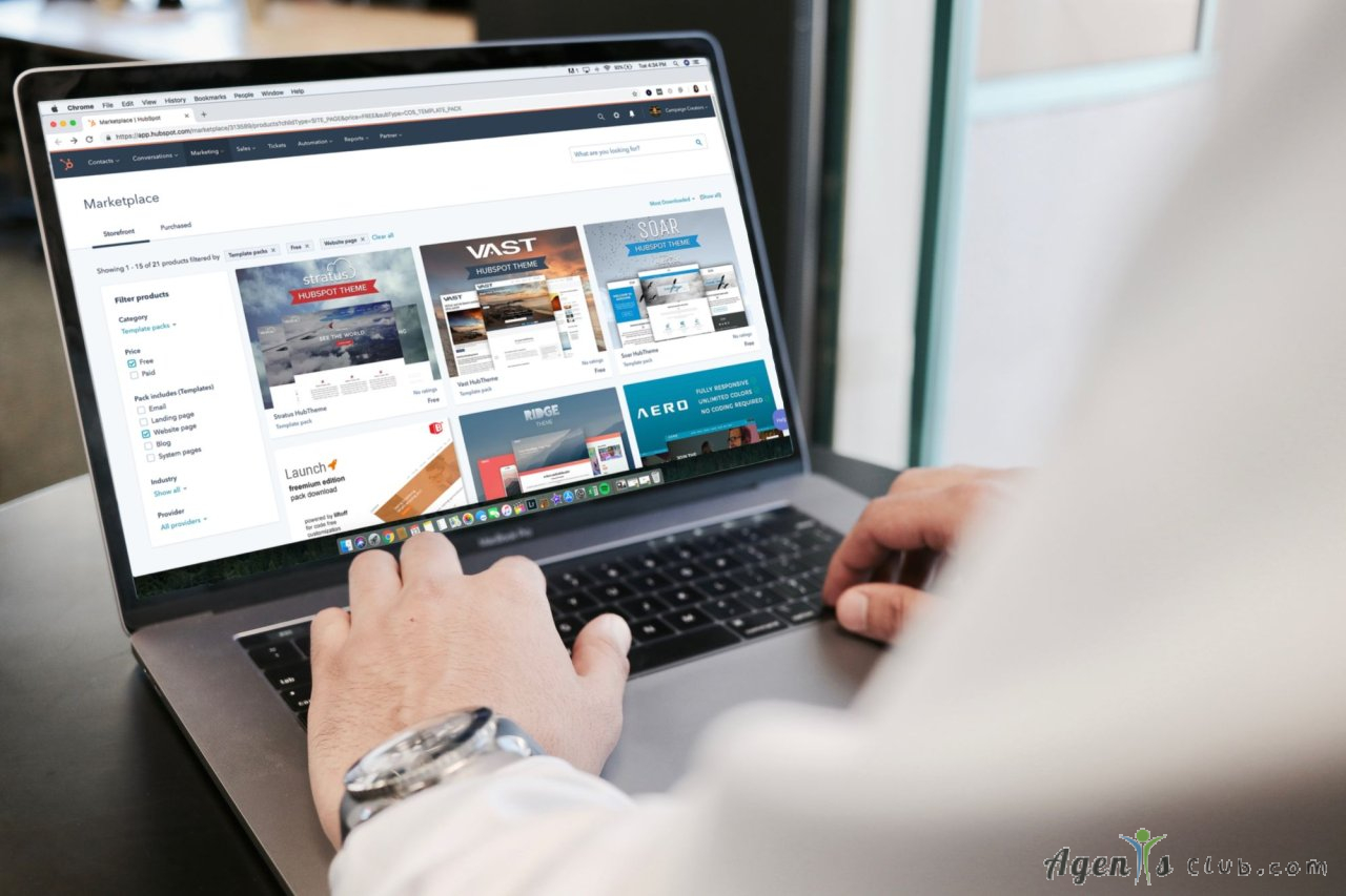 What Makes People Click on a Website?