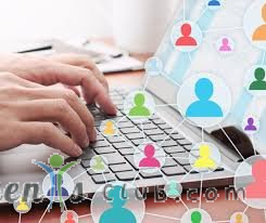Are Online Communities Good for Website Traffic?