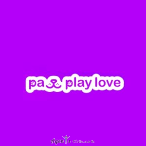 Paw Play Love